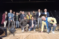 Gruppo completo. In piedi   Elisabetta Daolio – Marcello Natale – Stefano Nigro  - Beatrice Guido – Gigi Biffi – Luca Crespi – Gigi Marrese – Daryna  Shypulina – Claudia Borroni  - Marco D’Errico – Gianfranco Calvi – Livio Nasi –  Accovacciati   Ale Galli – Carlo Attolini – Claudio Borroni